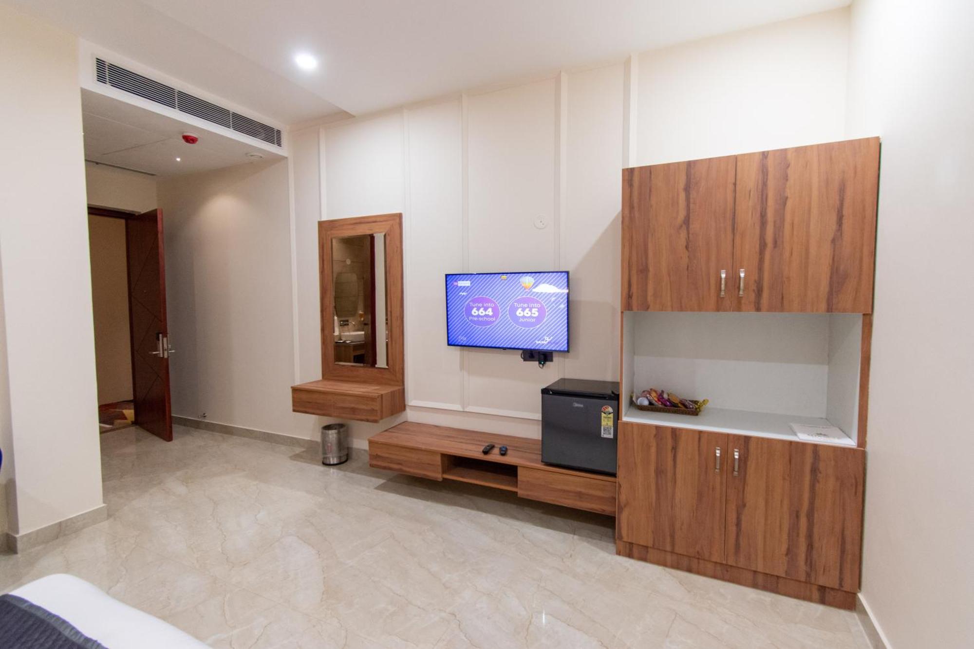 Hotel Miracle Resort Phagwara Luaran gambar